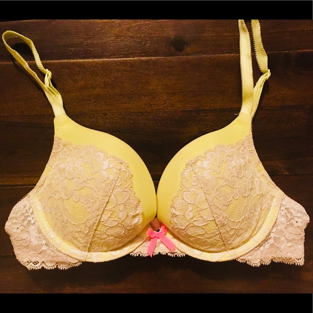 Victoria’s Secret 32B Dream Angels Push-Up Bra - Picture 5 of 5